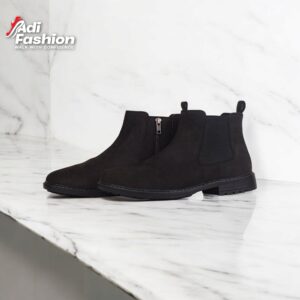 Men’s Chelsea Boots (Black)